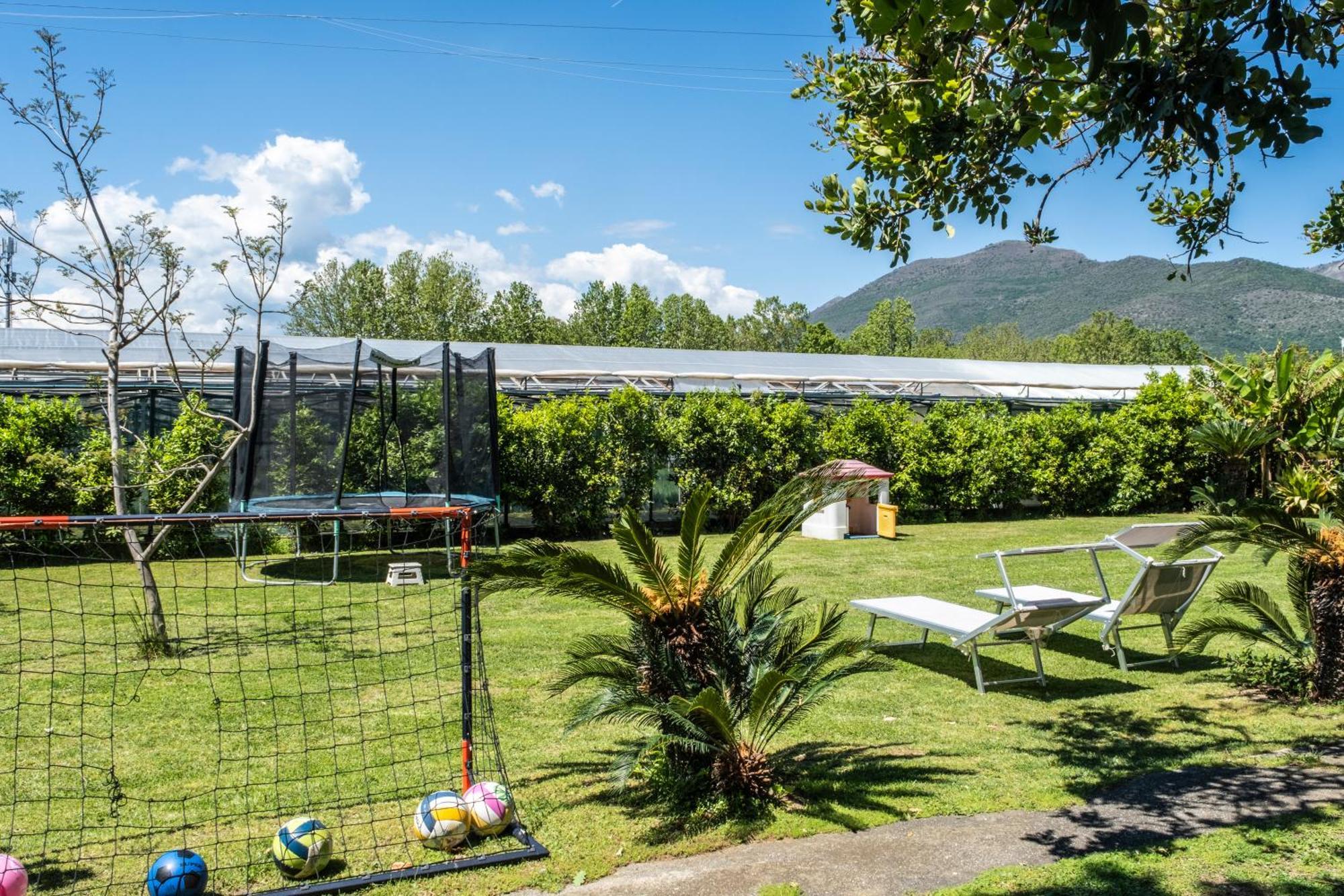 Agriturismo Giorgi Appartamenti In Riviera Ligure アルベンガ エクステリア 写真