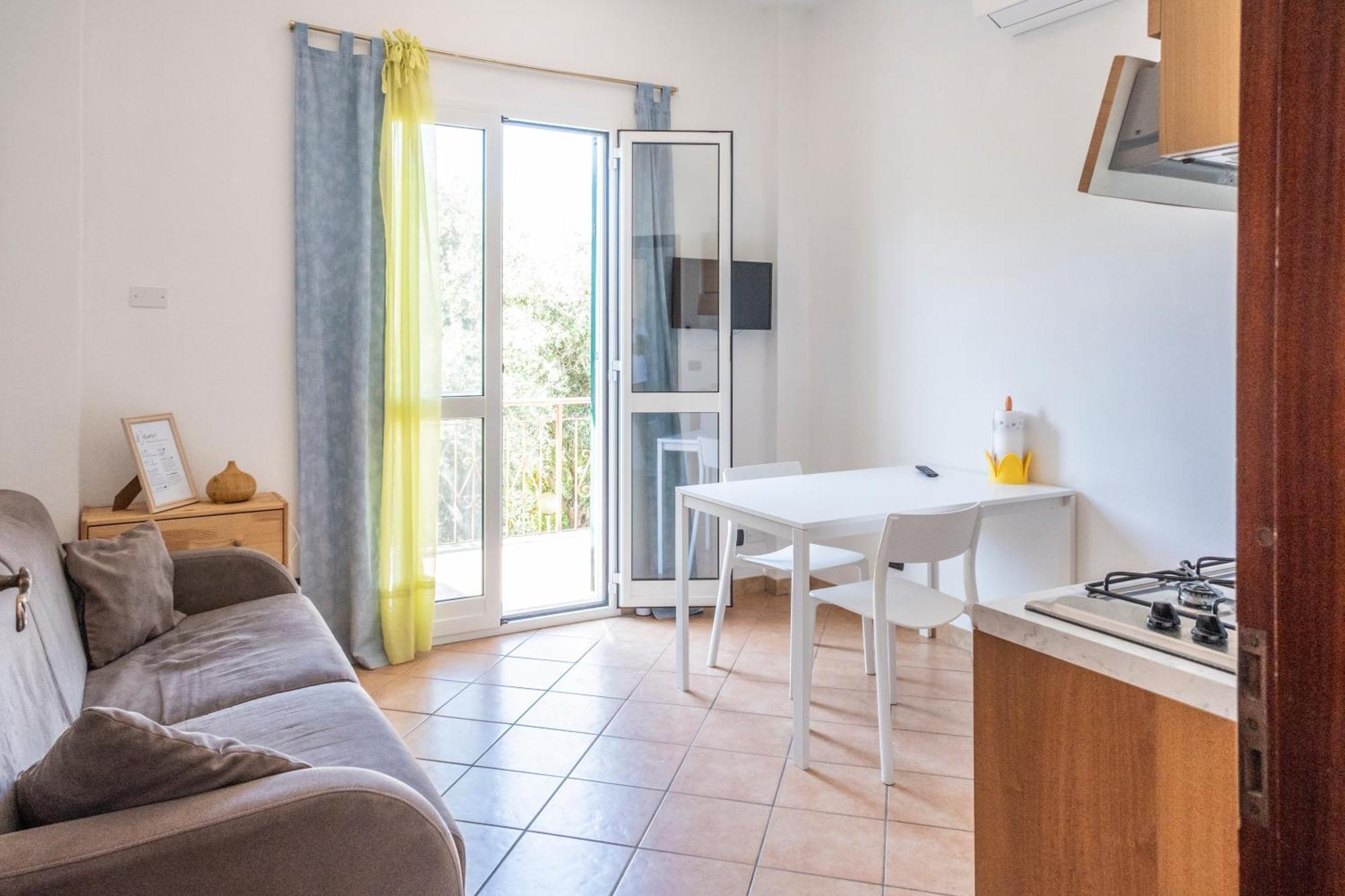 Agriturismo Giorgi Appartamenti In Riviera Ligure アルベンガ エクステリア 写真